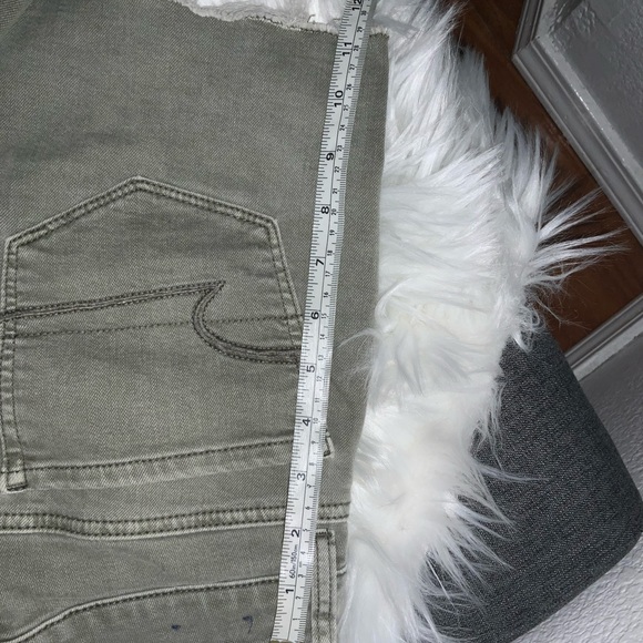 American Eagle Green High Rise Shorts - Picture 6 of 6